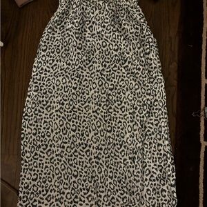 Leopard skirt